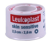 Leukoplast skin sensitive cerotto su rocchetto con massa adesiva in silicone m2,6 x 2,5cm 1 pezzo